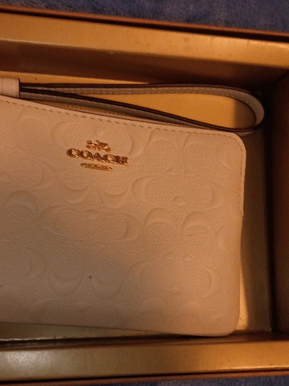 Coach Cream Signature Wristlet - Cream Leather with Gold Logo